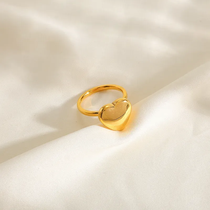Heart-Shape-Ring-For-Women-In-Simple-Style-Electroplated-304-Stainless-Steel-With-18K-Real-Gold-Plated-Finish-2.webp
